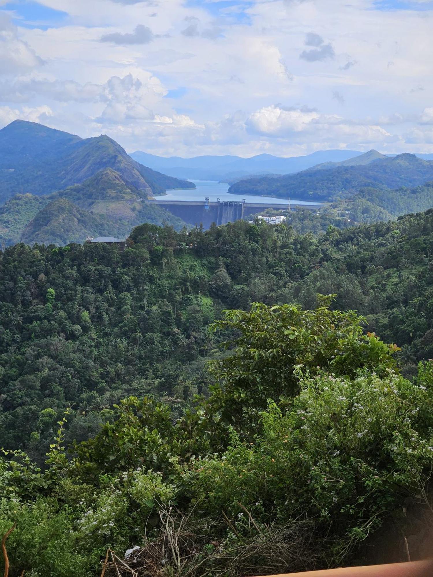 Idukki Dam View Resort Dış mekan fotoğraf